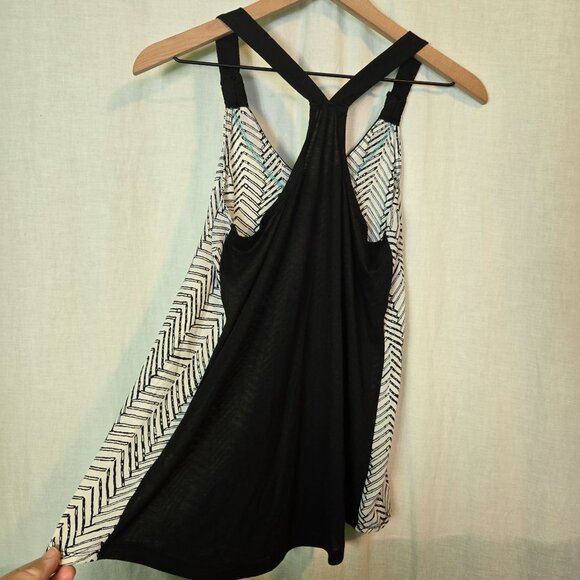 Xhilaration tank top womens Small black white chevron racerback a-line - Picture 5 of 7